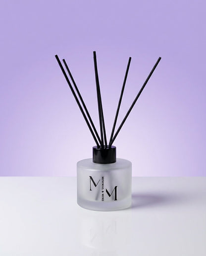DOVES IN THE WIND REED DIFFUSER - Minimal & Mine