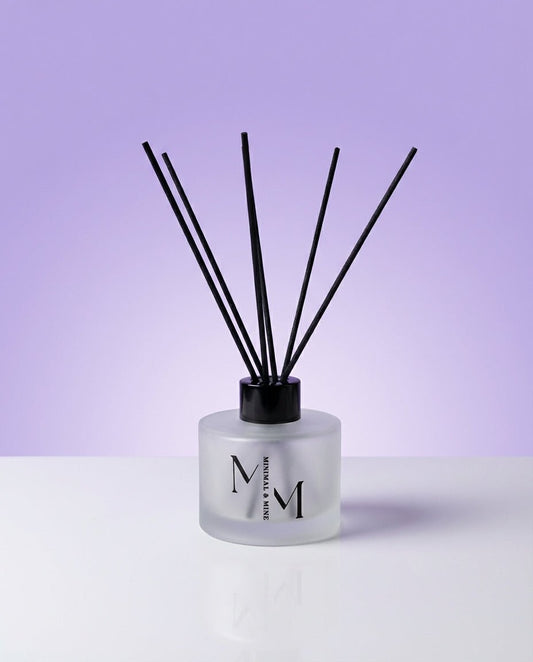 DOVES IN THE WIND REED DIFFUSER - Minimal & Mine